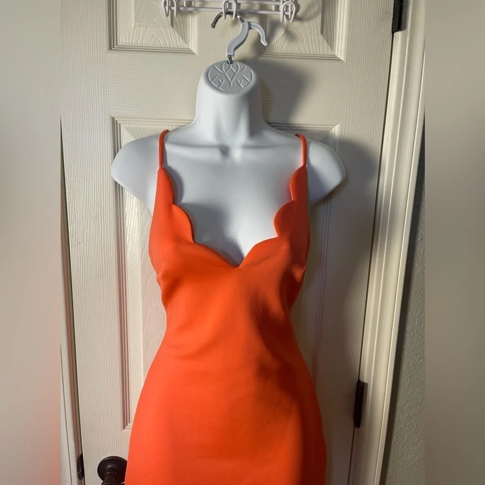 Guess Orange Bodycon Dress With Scalloped Neckline Size XS